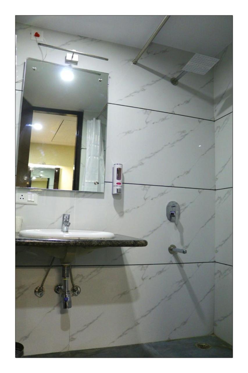 Hotel Grand Surya Kodarma Exterior foto