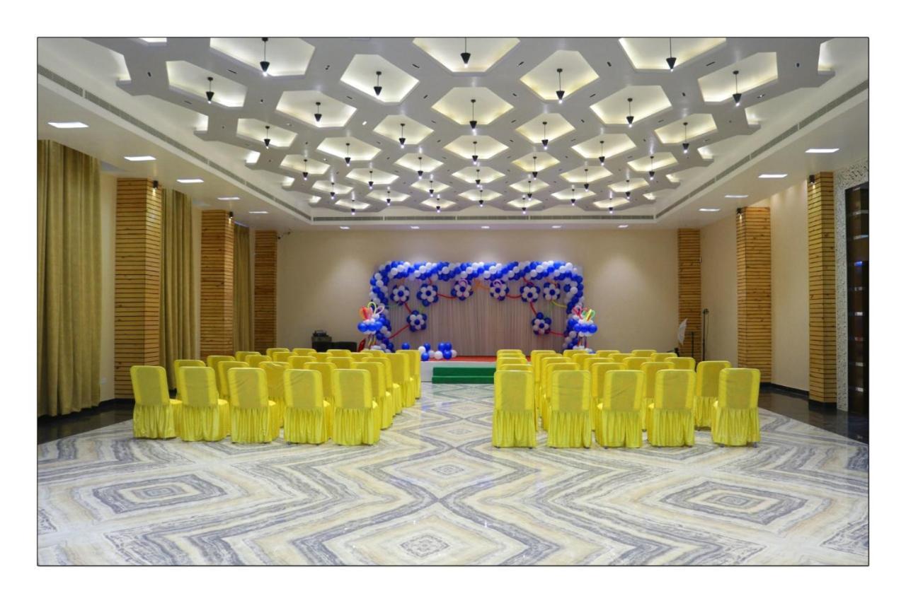Hotel Grand Surya Kodarma Exterior foto